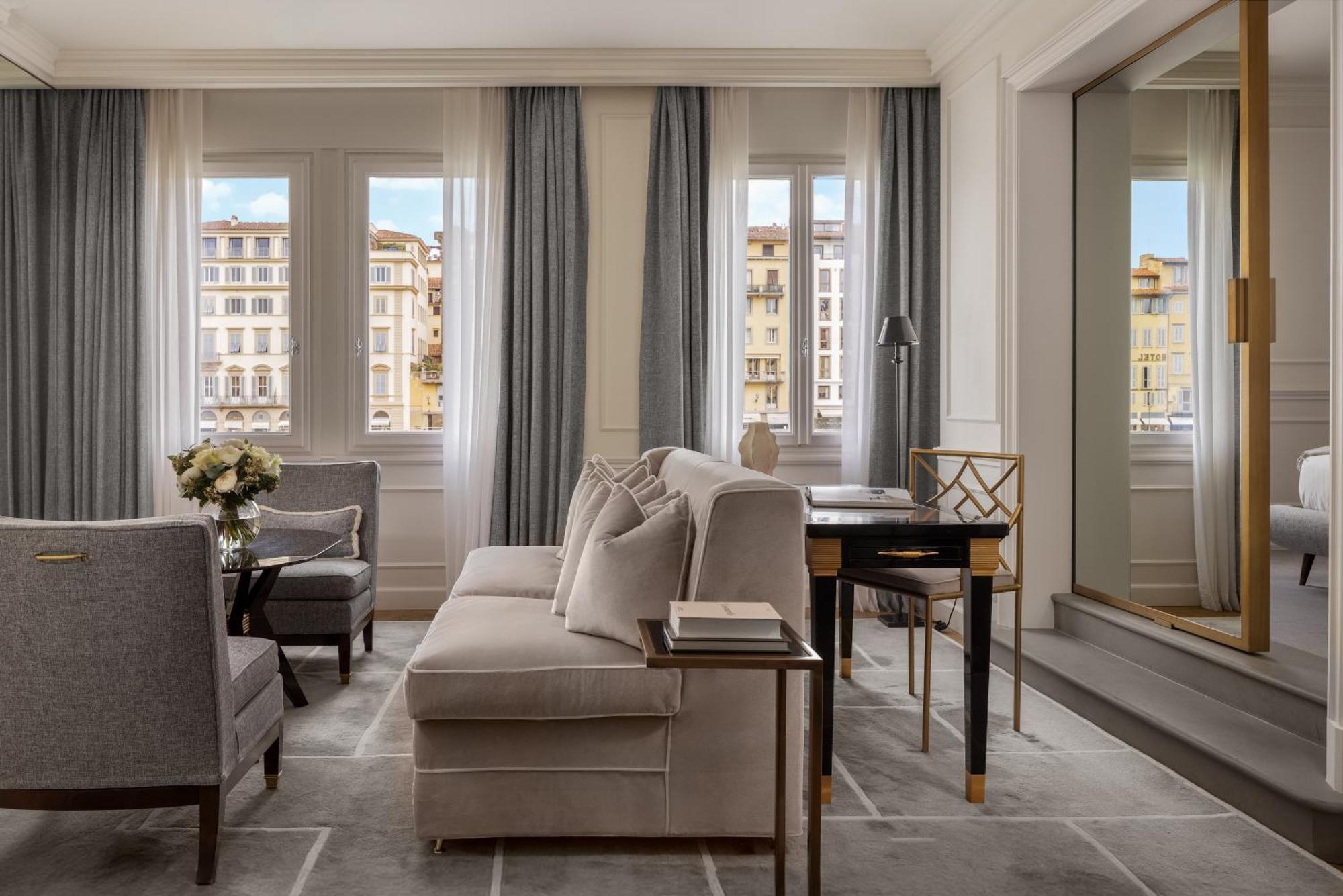 Lungarno Luxury Apartments - By Lungarno Collection Florencia Exterior foto