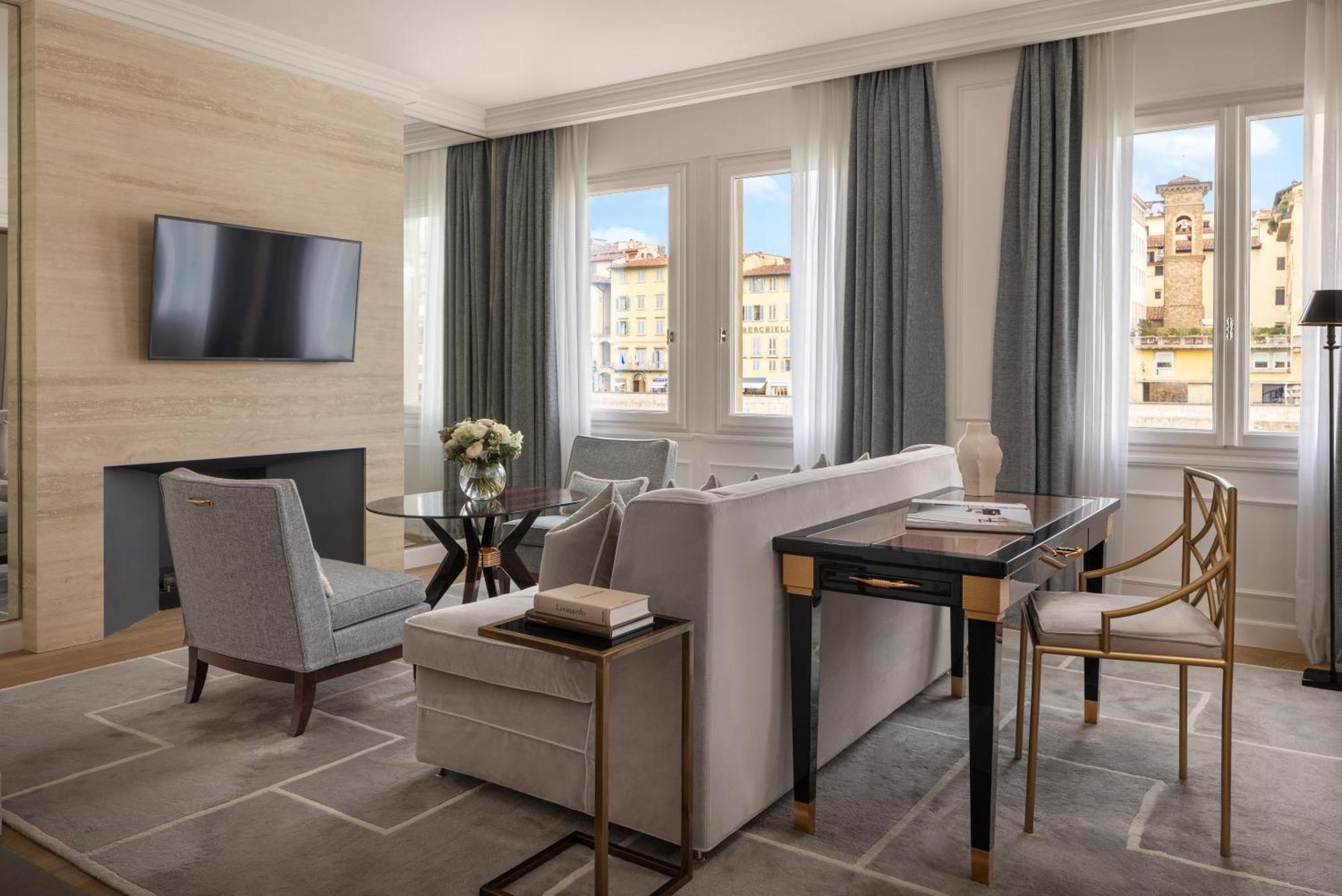 Lungarno Luxury Apartments - By Lungarno Collection Florencia Exterior foto